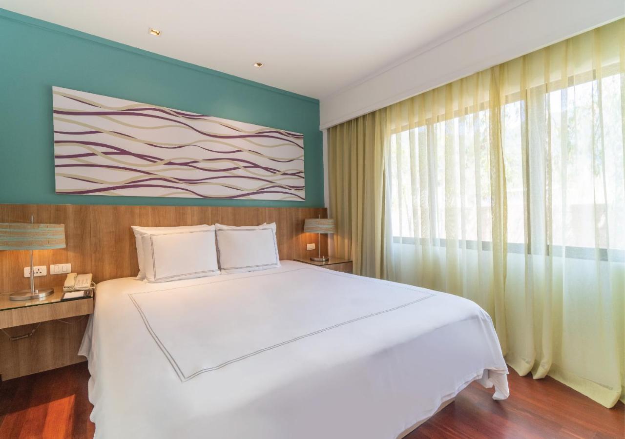 Radisson Resort And Suites Phuket Kamala Beach Buitenkant foto