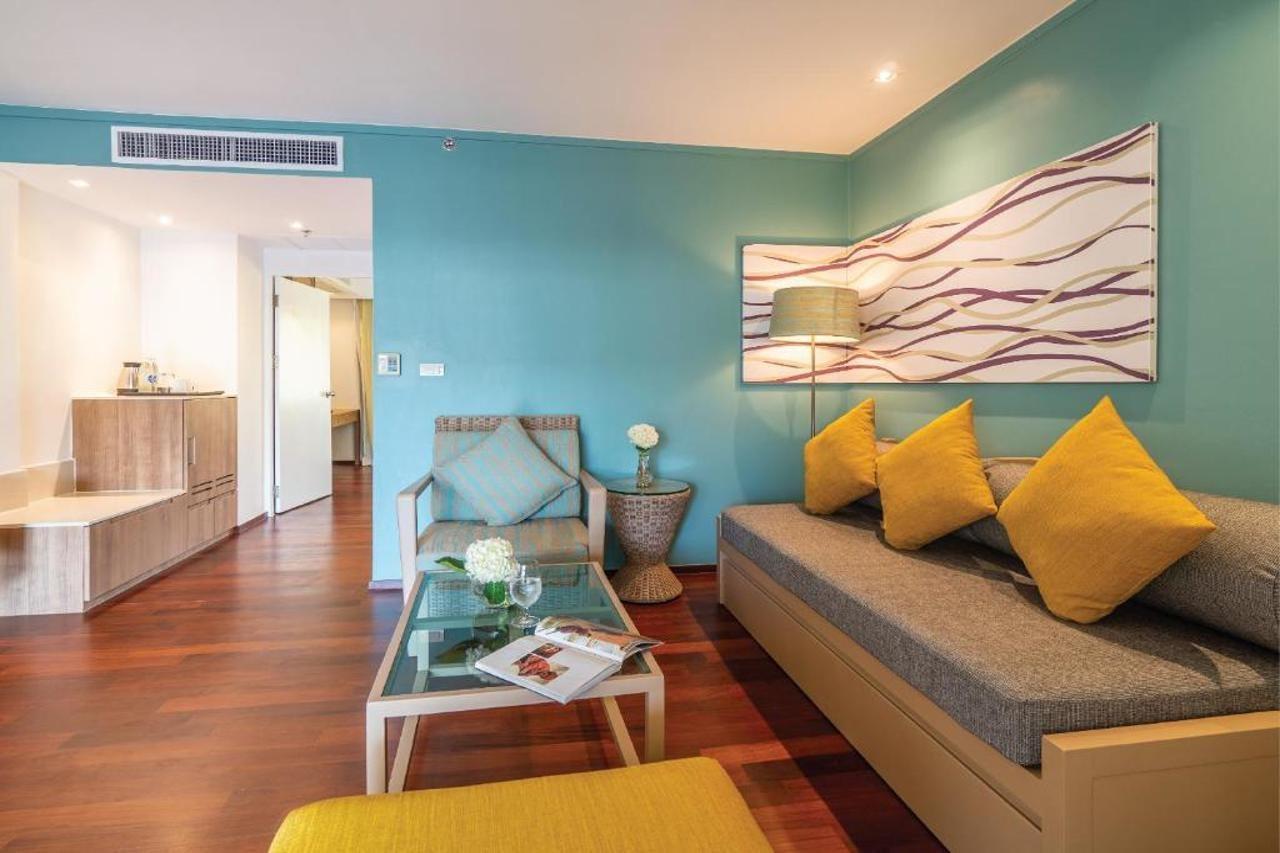 Radisson Resort And Suites Phuket Kamala Beach Buitenkant foto