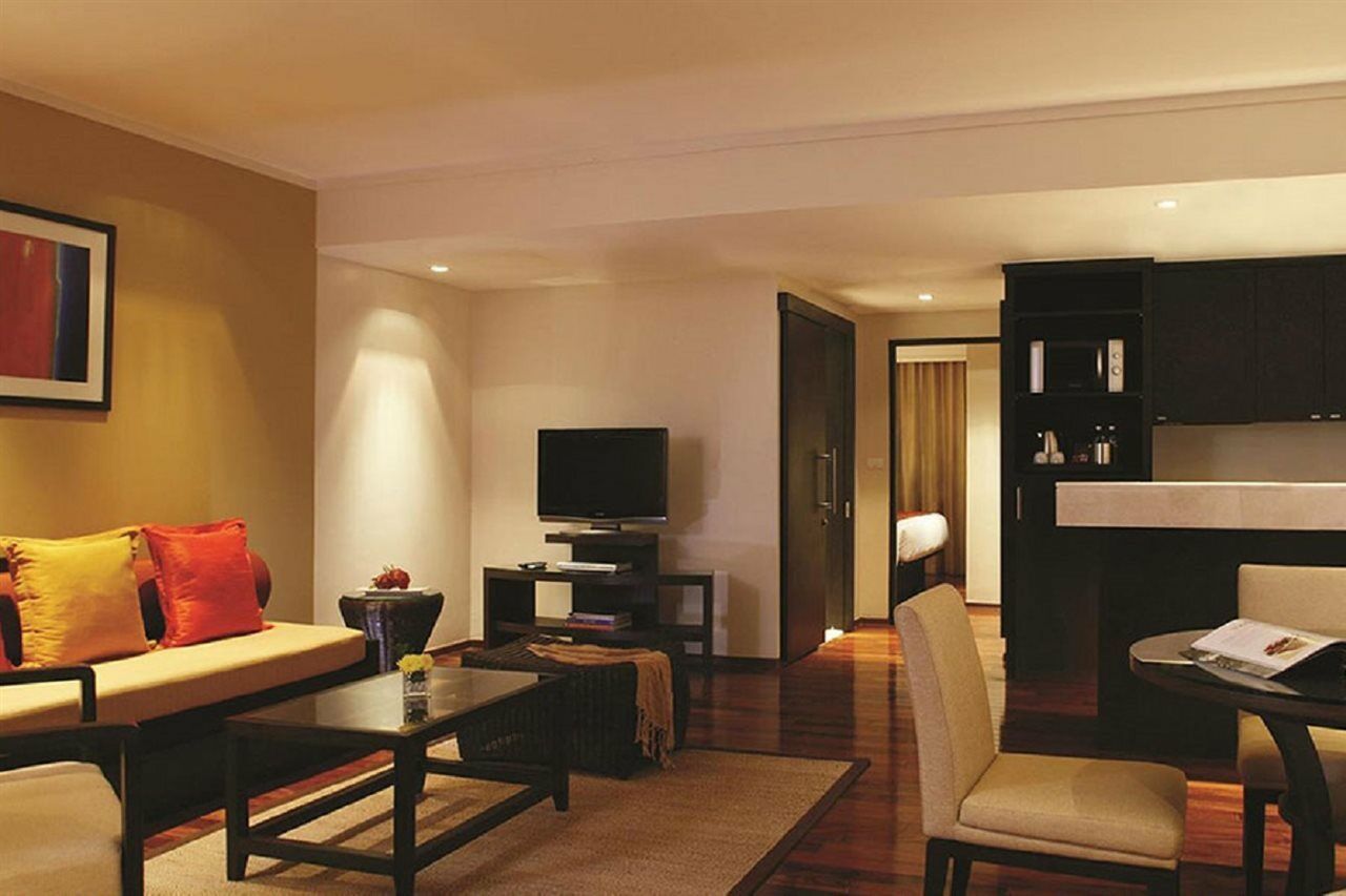 Radisson Resort And Suites Phuket Kamala Beach Buitenkant foto